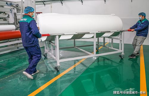 华美科技全速生产防疫用品材料，以技术服务助力抗击疫情